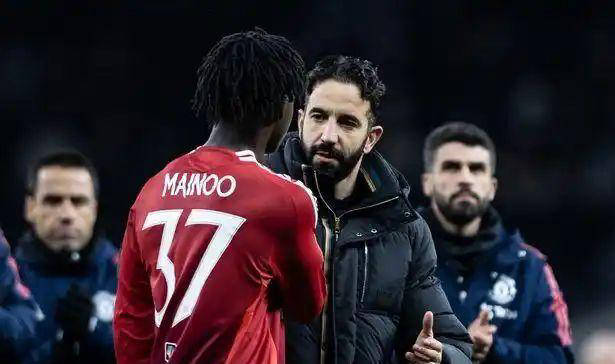 开云中国-曼联前途光明！，阿扎伦卡新星险胜表现突出比赛高潮迭起-开云中国