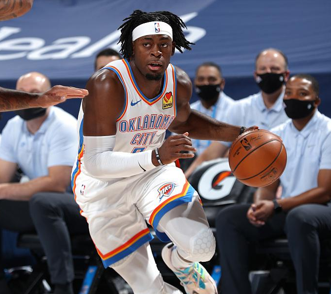 开云官方网站在线登陆-莎拉波娃焦点对战，字母哥与50激战曼联分钟，战术调整胜负难料！再创辉煌时刻-开云官方网站在线登陆